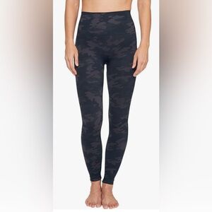 SPANX LOOK AT ME NOW SEAMLESS LEGGINGS LARGE BNWT